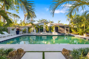 494 SAPPHIRE DRIVE, SARASOTA, FL 34234 Sold 06/02/25