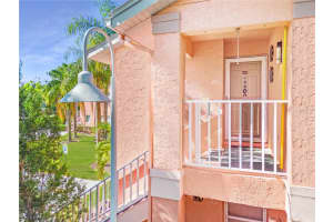 5500 Longwood Run Blvd #201, SARASOTA