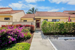 5366 HUNTINGWOOD COURT, SARASOTA, FL 34235 Sold 06/16/25