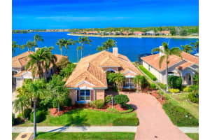6605 WATERS EDGE WAY, LAKEWOOD RANCH, FL 34202 - MLS#MFRA4645777