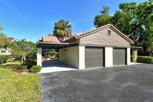 4375 TRAILS DRIVE, SARASOTA, FL 34232 Sold 01/16/26