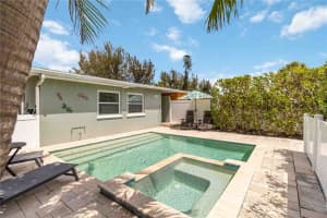 424 62ND STREET, HOLMES BEACH, FL 34217 - MLS#MFRA4645810