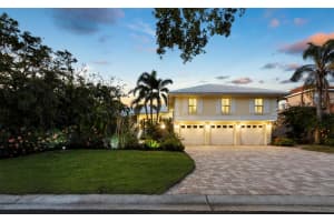 3322 BAYOU ROAD, LONGBOAT KEY, FL 34228 Sold 08/26/25
