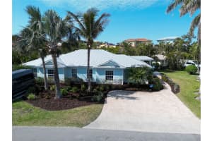 5608 HOLMES BOULEVARD, HOLMES BEACH, FL 34217 - MLS#MFRA4645925