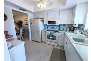 3660 LAKE BAYSHORE DRIVE, BRADENTON, FL 34205 - MLS#MFRA4645938