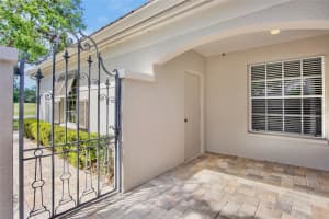 3952 HIGHLAND OAKS DRIVE, SARASOTA, FL 34235 Sold 05/14/25