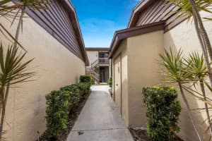 5729 AVISTA DRIVE, SARASOTA, FL 34243 Sold 06/24/25
