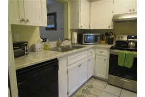 7008 COUNTRY CLUB DRIVE, SARASOTA, FL 34243 - MLS#MFRA4646030