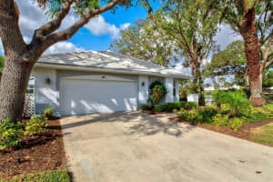 667 CROSSFIELD CIRCLE, VENICE, FL 34293 Sold 05/28/25