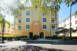 6370 WATERCREST WAY, LAKEWOOD RANCH, FL 34202 Sold 05/29/25