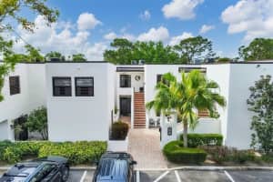 5042 MARSH FIELD ROAD, SARASOTA, FL 34235 - MLS#MFRA4646109