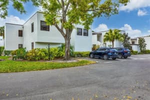 5042 MARSH FIELD ROAD, SARASOTA, FL 34235 - MLS#MFRA4646109