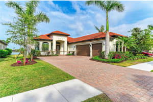 344 MARAVIYA BOULEVARD, NOKOMIS, FL 34275 - MLS#MFRA4646116