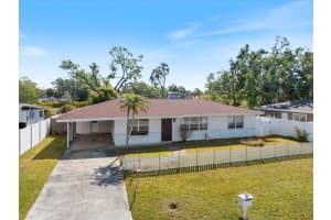 2121 CLEMATIS COURT, SARASOTA, FL 34239 Sold 05/06/25