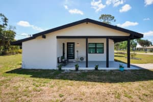1922 FLAMINGO DRIVE, NORTH FORT MYERS, FL 33917 - MLS#MFRA4646162