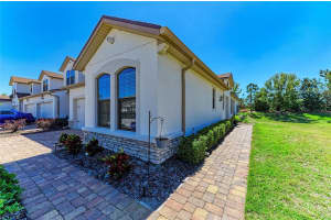 5244 BLOSSOM COVE, BRADENTON, FL 34211 Sold 04/21/25