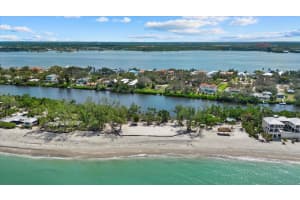 8440 SANDERLING ROAD, SARASOTA, FL 34242 - MLS#MFRA4646191