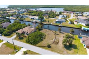 17117 CANARY LANE, PORT CHARLOTTE, FL 33948 - MLS#MFRA4646227
