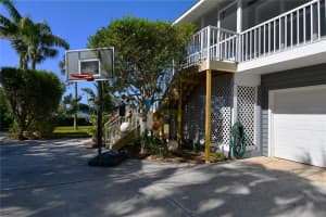 7676 WESTMORELAND DRIVE, SARASOTA, FL 34243 - MLS#MFRA4646230