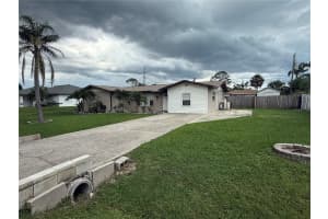 1025 FALCON ROAD, VENICE, FL 34293 - MLS#MFRA4646241