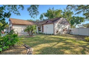 2385 TALL OAK COURT, SARASOTA, FL 34232 Sold 08/04/25