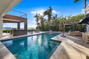10204 46TH AVENUE, BRADENTON, FL 34210 Sold 04/16/25