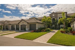 5624 Palmer Cir #203, BRADENTON
