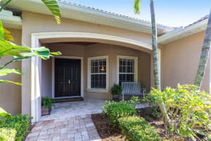 4915 OLD TREE PLACE, SARASOTA, FL 34233 Sold 08/01/25