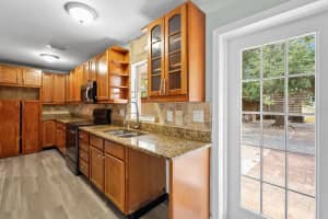 2303 STRATFORD DRIVE, SARASOTA, FL 34232 Sold 05/12/25