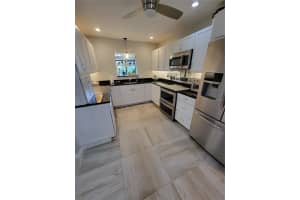 7520 4TH AVENUE, BRADENTON, FL 34209 - MLS#MFRA4646400