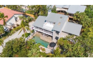 3455 FLAMINGO AVENUE, SARASOTA, FL 34242 - MLS#MFRA4646562