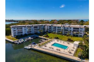 605 SUTTON PLACE, LONGBOAT KEY, FL 34228 Sold 09/03/25