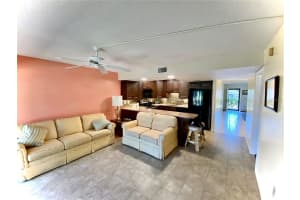 425 30TH AVENUE, BRADENTON, FL 34205 - MLS#MFRA4646594