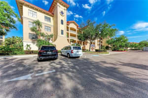 7710 LAKE VISTA COURT, LAKEWOOD RANCH, FL 34202 Sold 07/25/25