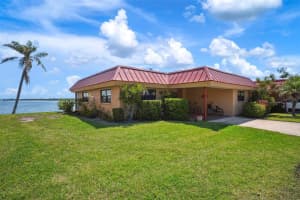 3859 CATALINA DRIVE, BRADENTON, FL 34210 - MLS#MFRA4646655