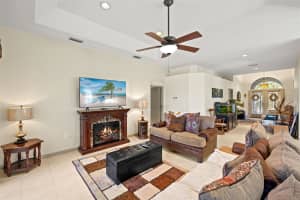 8271 47TH STREET CIRCLE, PALMETTO, FL 34221 - MLS#MFRA4646664