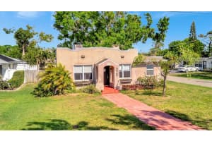 229 42ND STREET, BRADENTON, FL 34209 Sold 07/31/25