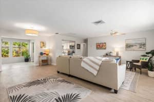 2933 MAYFLOWER STREET, SARASOTA, FL 34231 Sold 08/15/25