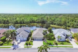 7816 ASHLEY CIRCLE, UNIVERSITY PARK, FL 34201 Sold 07/16/25