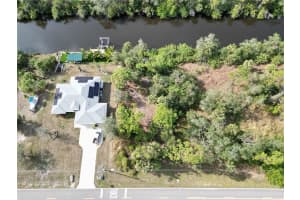 1993 CEDARWOOD STREET, PORT CHARLOTTE, FL 33948 - MLS#MFRA4646736