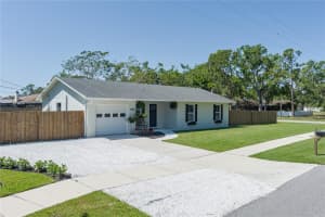 2211 12TH STREET, PALMETTO, FL 34221 Sold 05/01/25