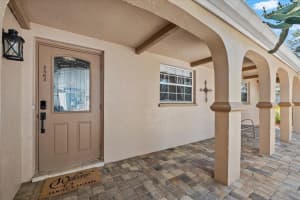 5563 AMERICA DRIVE, SARASOTA, FL 34231 Sold 07/14/25