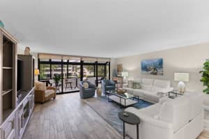 6267 MIDNIGHT PASS ROAD, SARASOTA, FL 34242 Sold 05/01/25