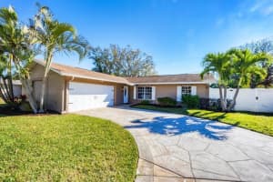 2651 NODOSA DRIVE, SARASOTA, FL 34232 Sold 04/25/25