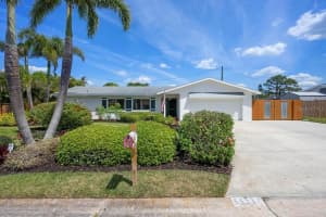 5523 SCOTIA PLACE, SARASOTA, FL 34231 - MLS#MFRA4646862