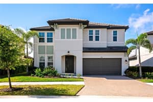 4881 Antrim Dr, SARASOTA
