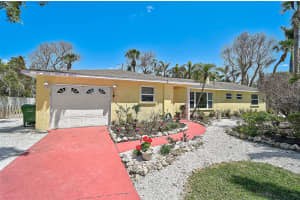 322 WASHINGTON DRIVE, SARASOTA, FL 34236 - MLS#MFRA4646891