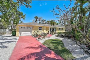 322 WASHINGTON DRIVE, SARASOTA, FL 34236 - MLS#MFRA4646891