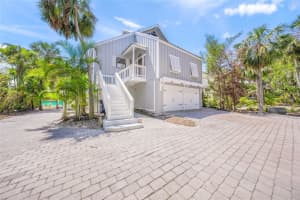 1256 RIEGELS LANDING DRIVE, SARASOTA, FL 34242 - MLS#MFRA4646919