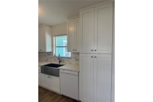 1710 32ND STREET, BRADENTON, FL 34205 Sold 05/20/25